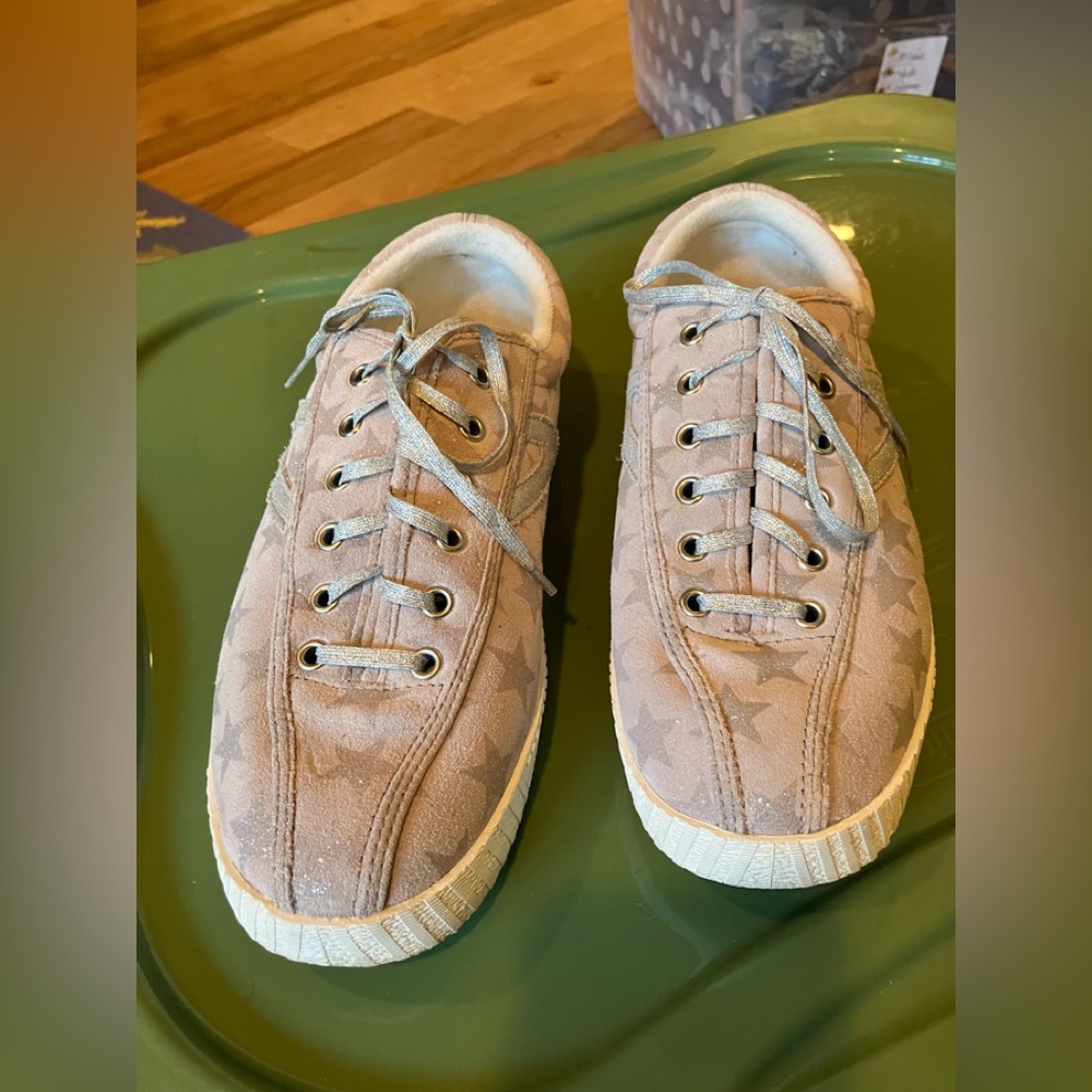 Tretorn Beige Sparkling Star Pattern Sneakers